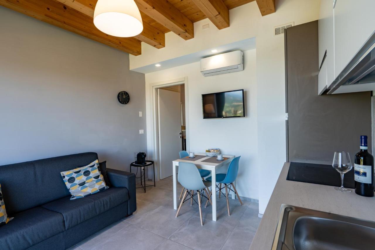 Casa Tina Holiday Home Diano dʼAlba Eksteriør billede